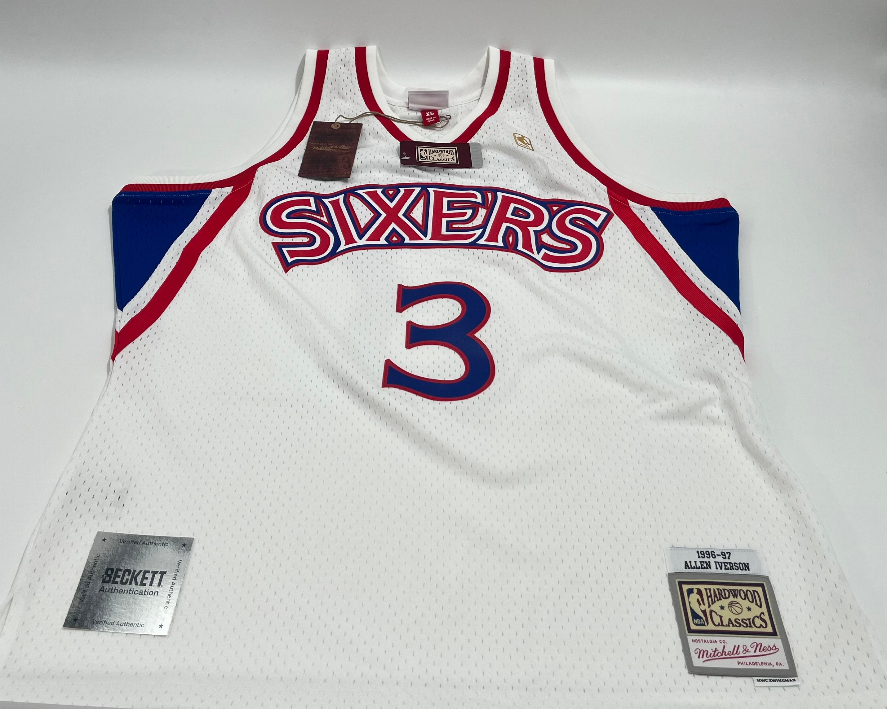 Allen Iverson Signed 76ers 96/97 White M&N HWC Swgmn Jersey (White)