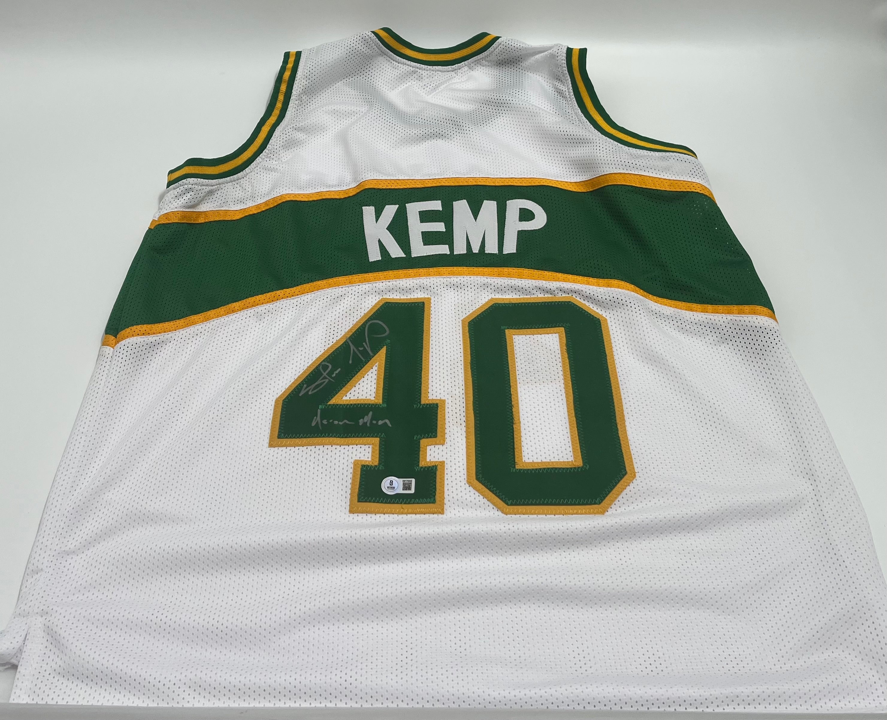 Shawn Kemp Signed Jersey Inscribed "Reign Man" (Beckett)