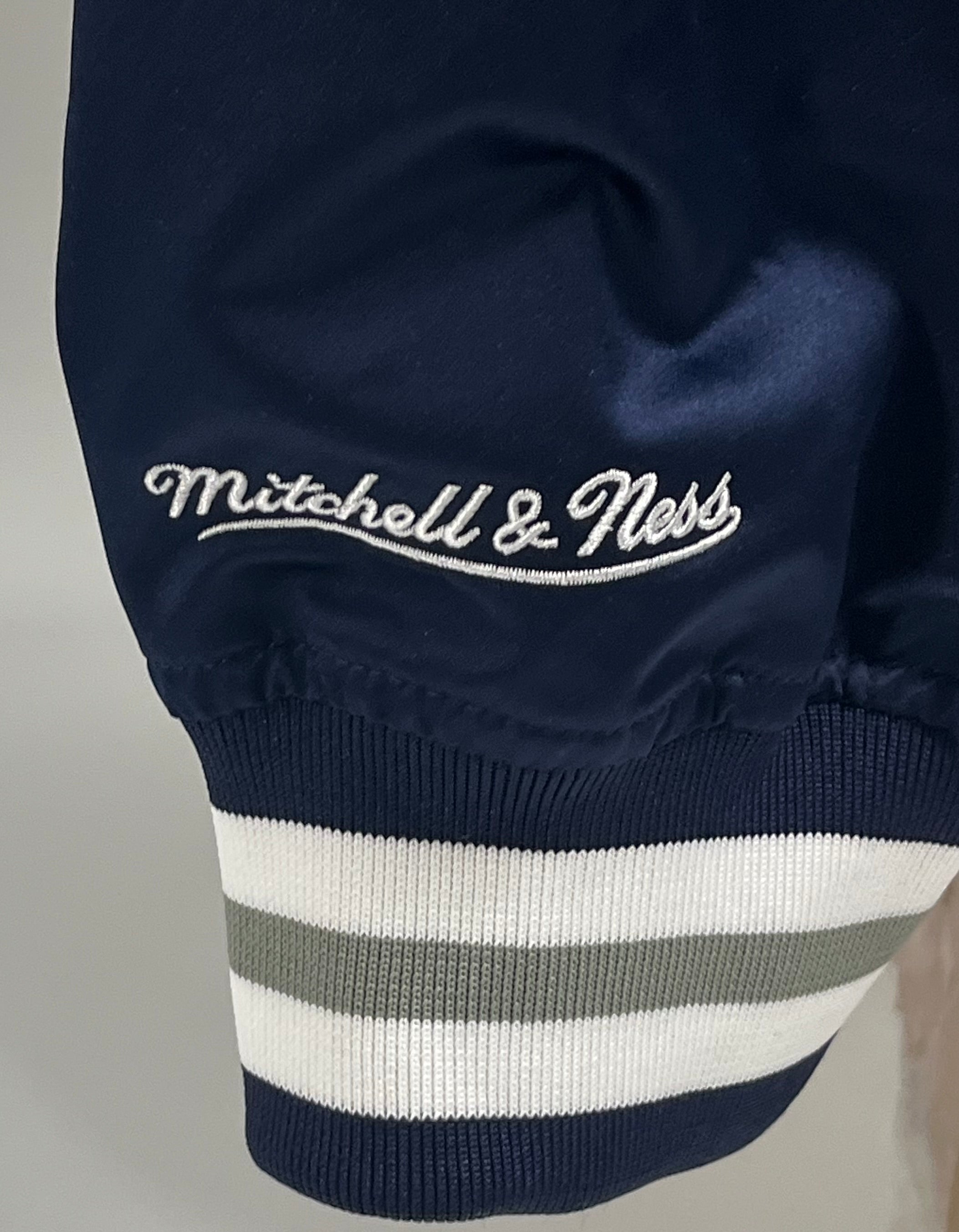 Derek Jeter, MLB Legends Collection Satin Jacket - New York Yankees