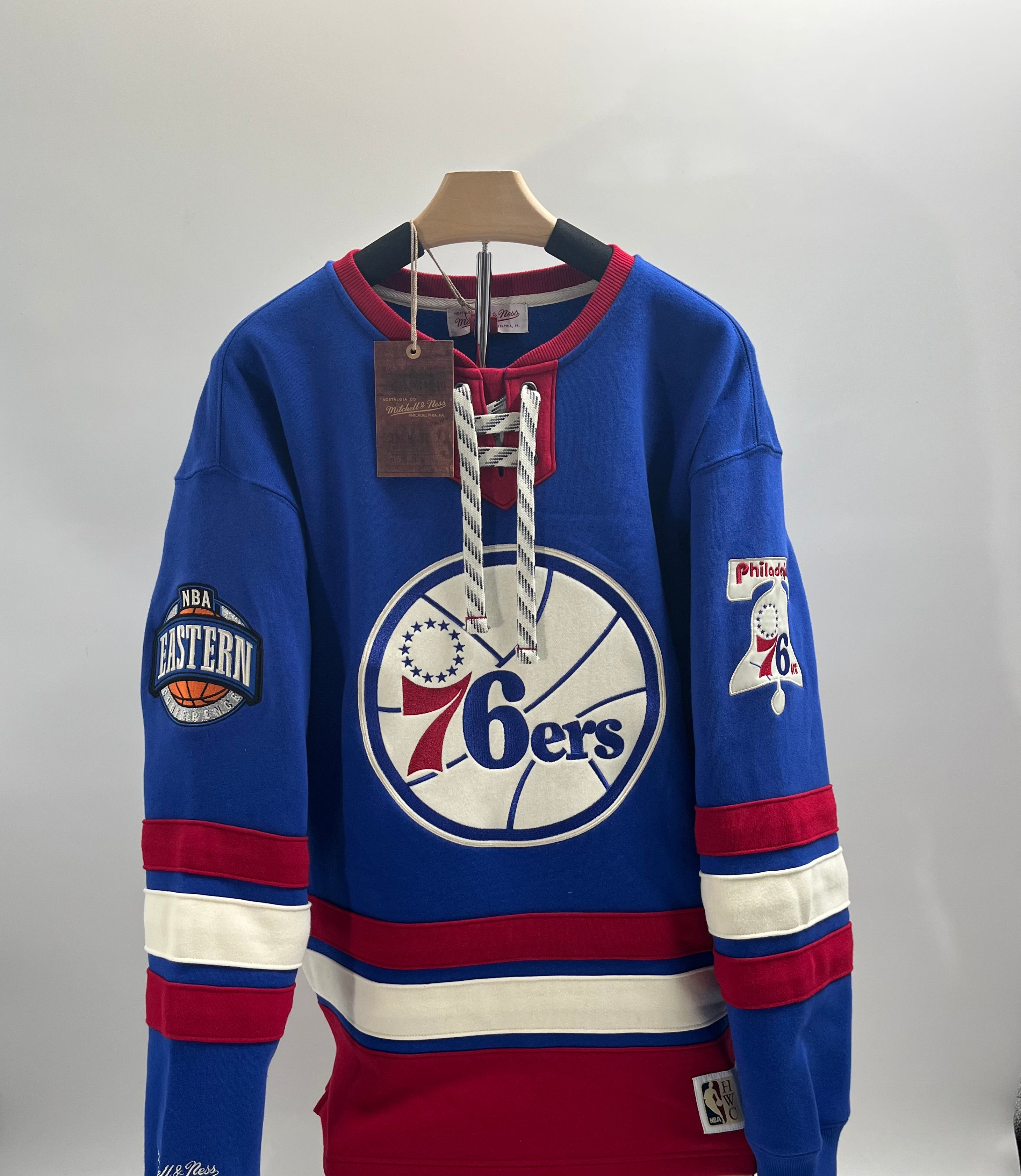 NBA Heritage Lace up Crew Vintage logo 76ers