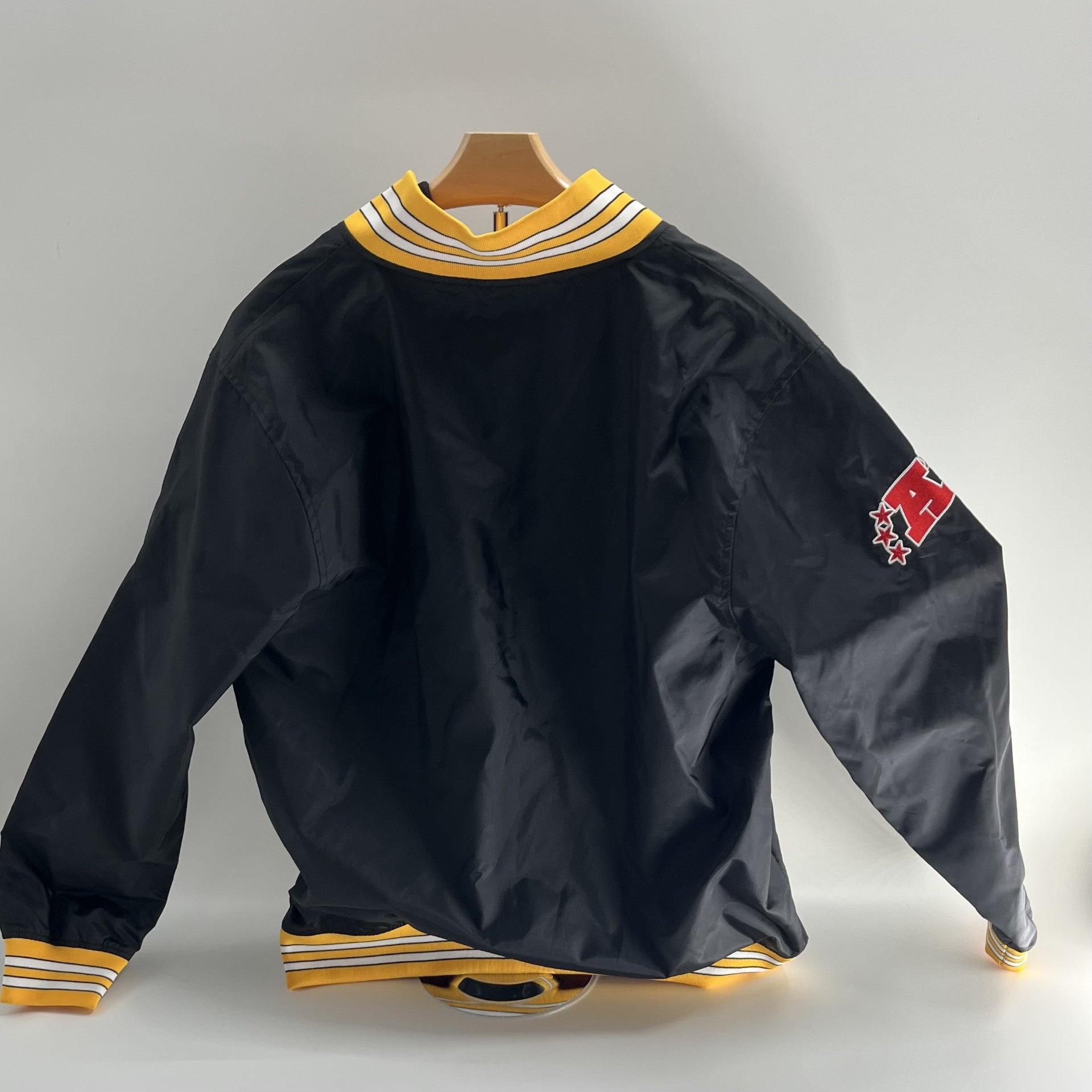Pittsburgh Steelers Vintage Logo LT. WT. Windbreaker Jacket