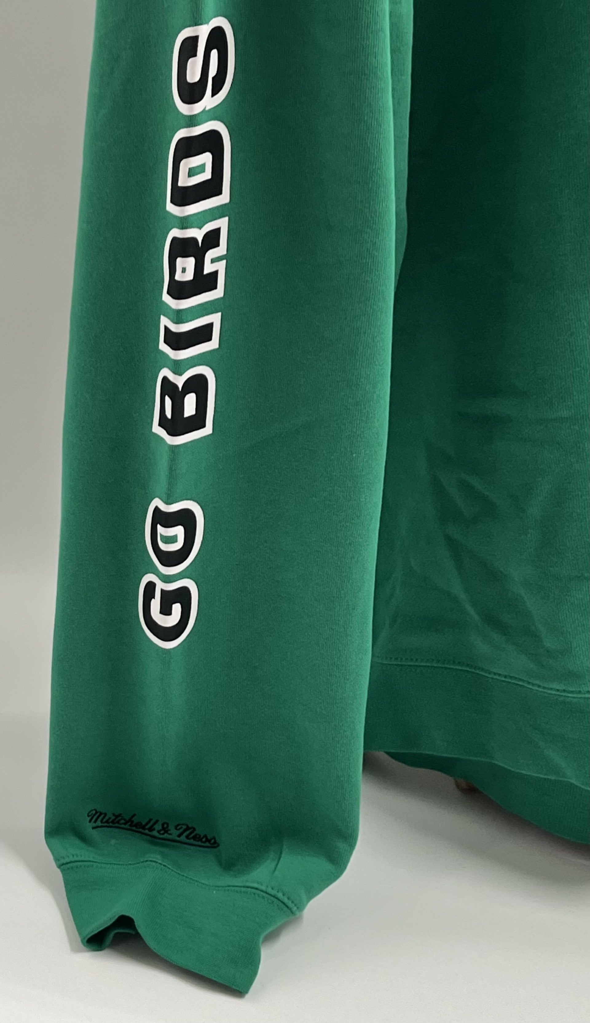 Mitchell & Ness Mens Green Philadelphia Eagles There & Back Fleece Cew
