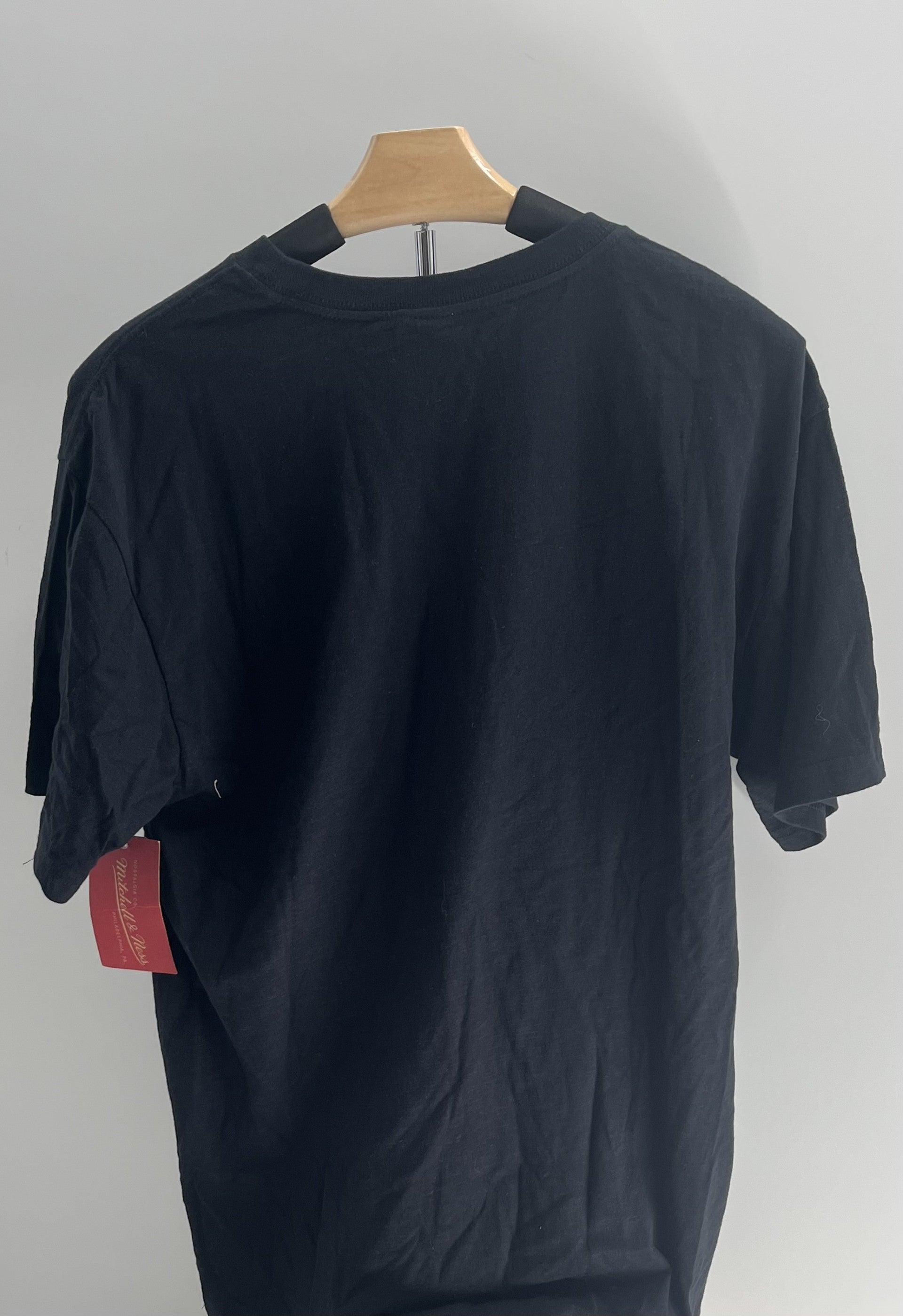 Mitchell & Ness Philadelphia Flyers T-Shirts