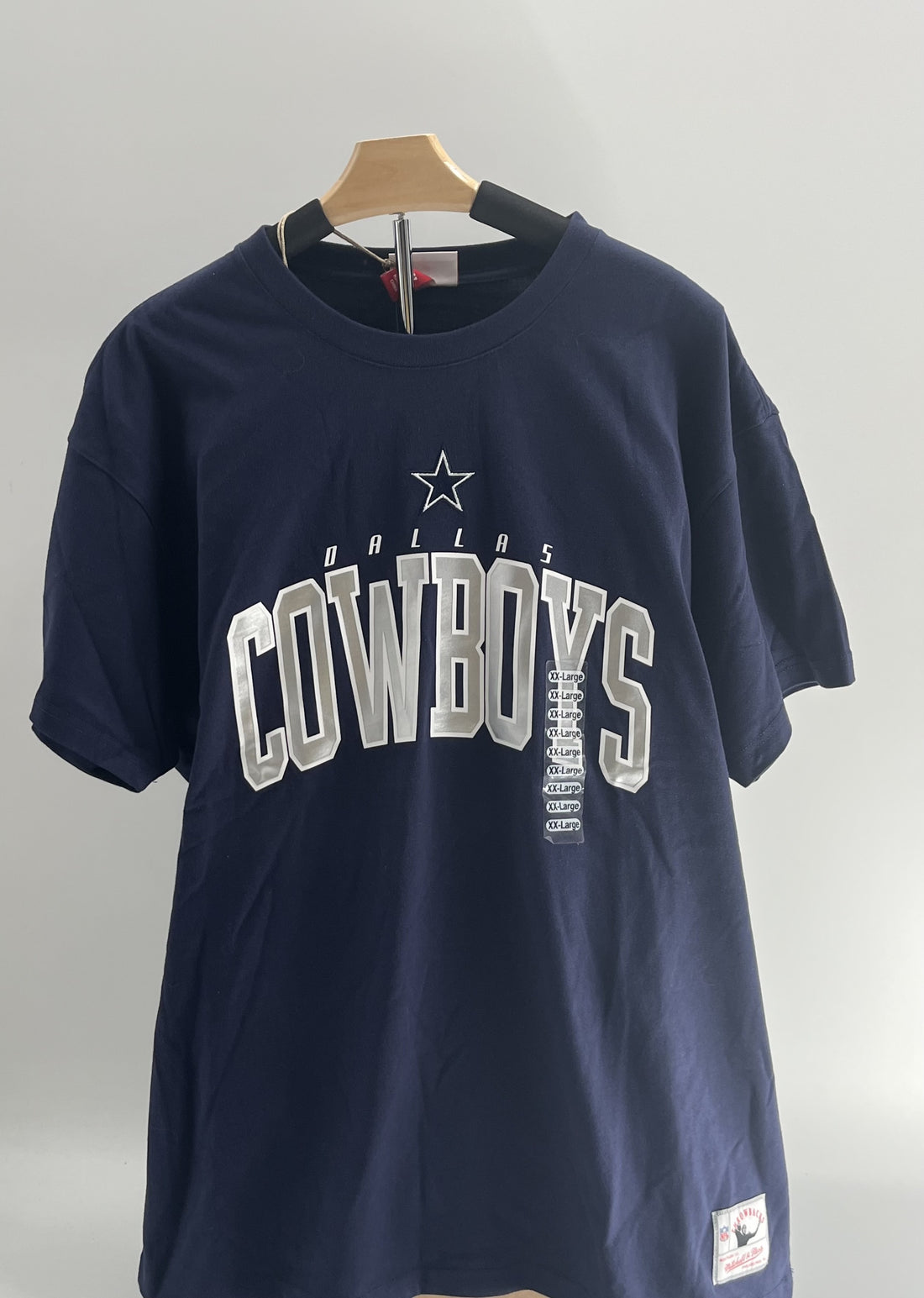 Mitchell &amp; Ness Navy Dallas Cowboys Team Name Arch T-Shirt Men’s NWT
