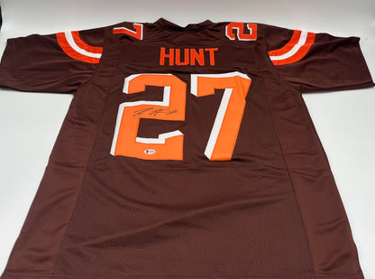 Kareem Hunt Signed Jersey (Beckett)