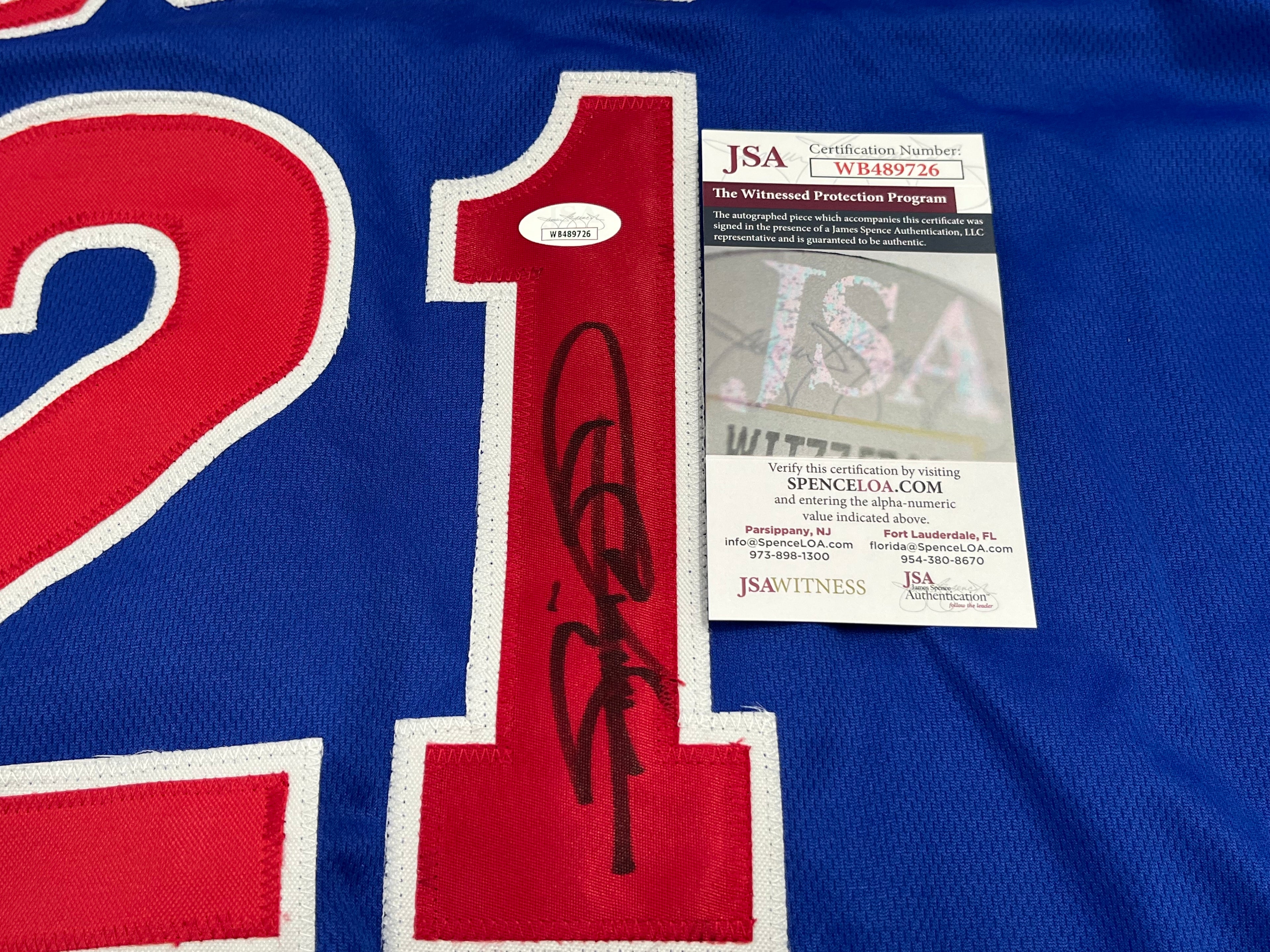 Sammy Sosa Signed Jersey (JSA)