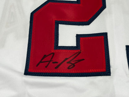 Austin Riley Signed Jersey (Beckett)
