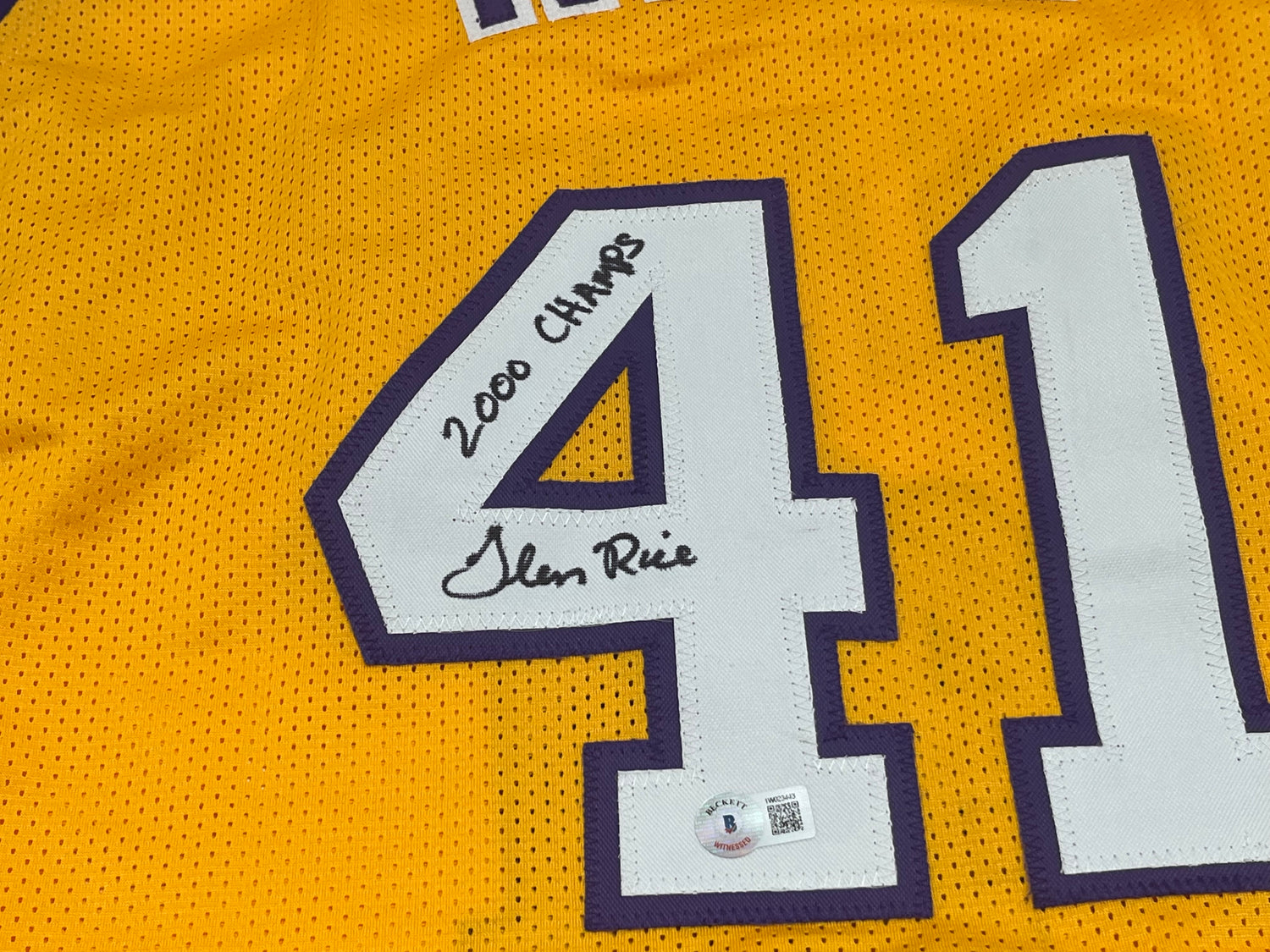 Glen Rice Signed Custom Jersey Inscribed &quot;2000 Champs&quot; (Beckett)