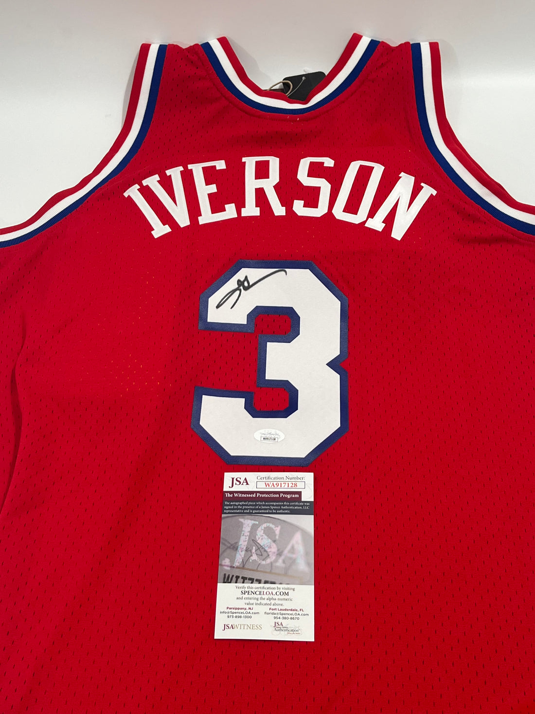 Allen Iverson Signed 76ers 2002-03 M&amp;N HWC Swgmn Jersey JSA (Red/White)