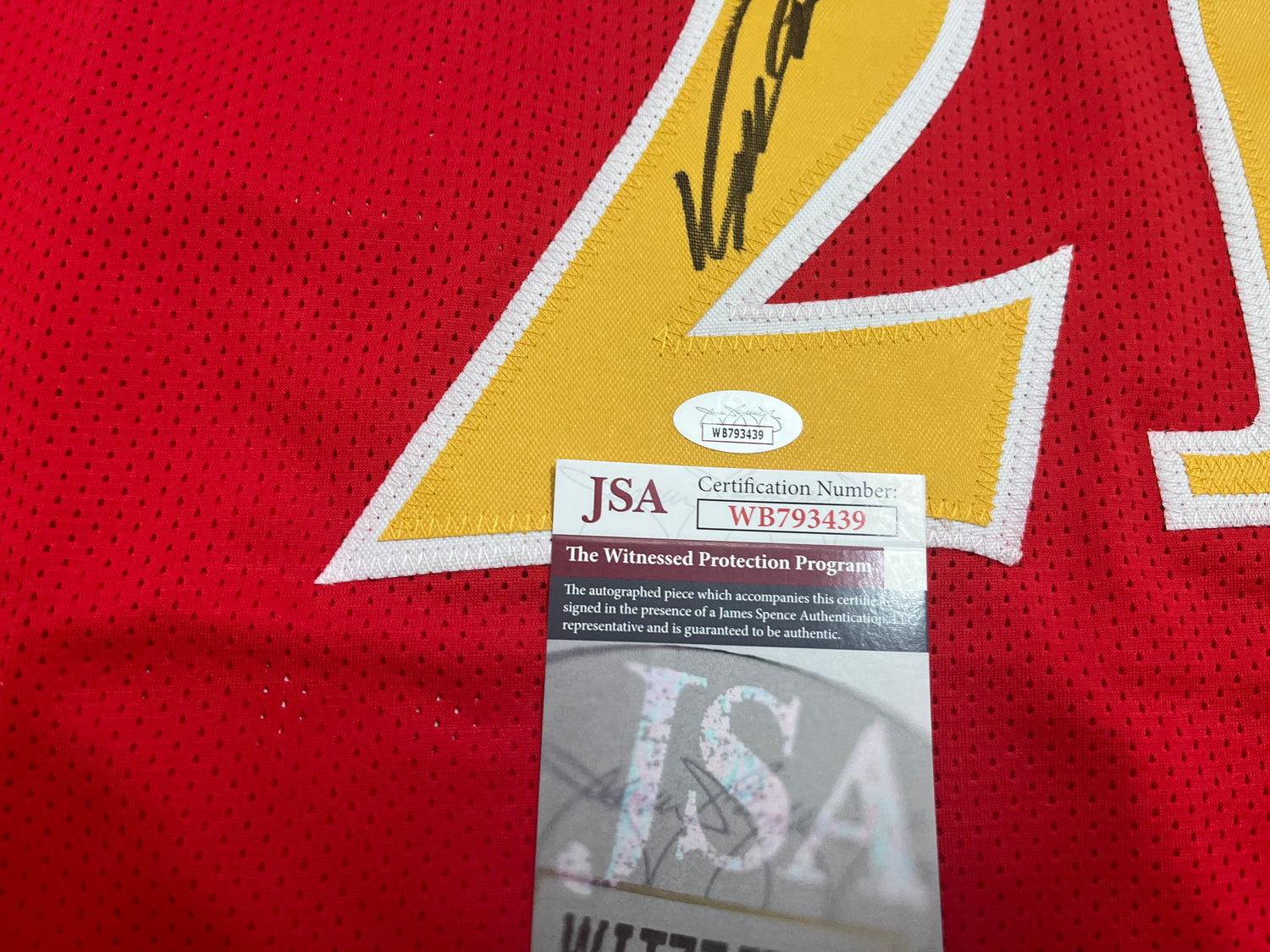 Dominique Wilkins Signed Jersey (PSA)