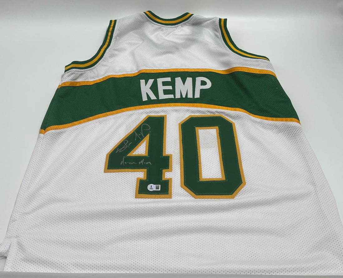 Shawn Kemp Signed Jersey Inscribed &quot;Reign Man&quot; (Beckett)