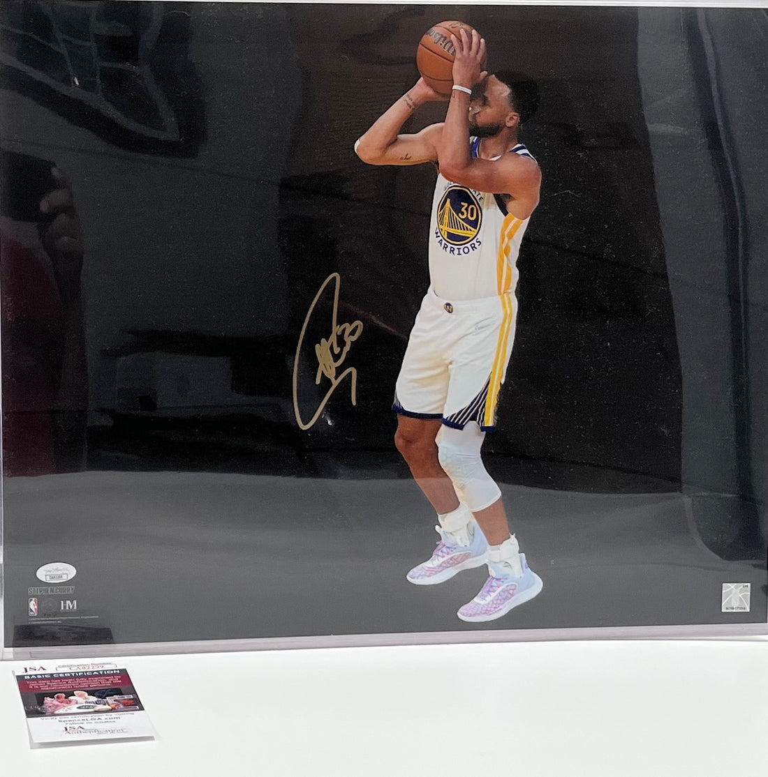 Steph Curry Signed Warriors 16x20 Photo (JSA)