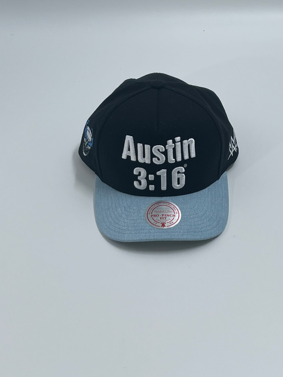 Stone Cold Steve Austin,  WWE Statement Pro Snapback Hat