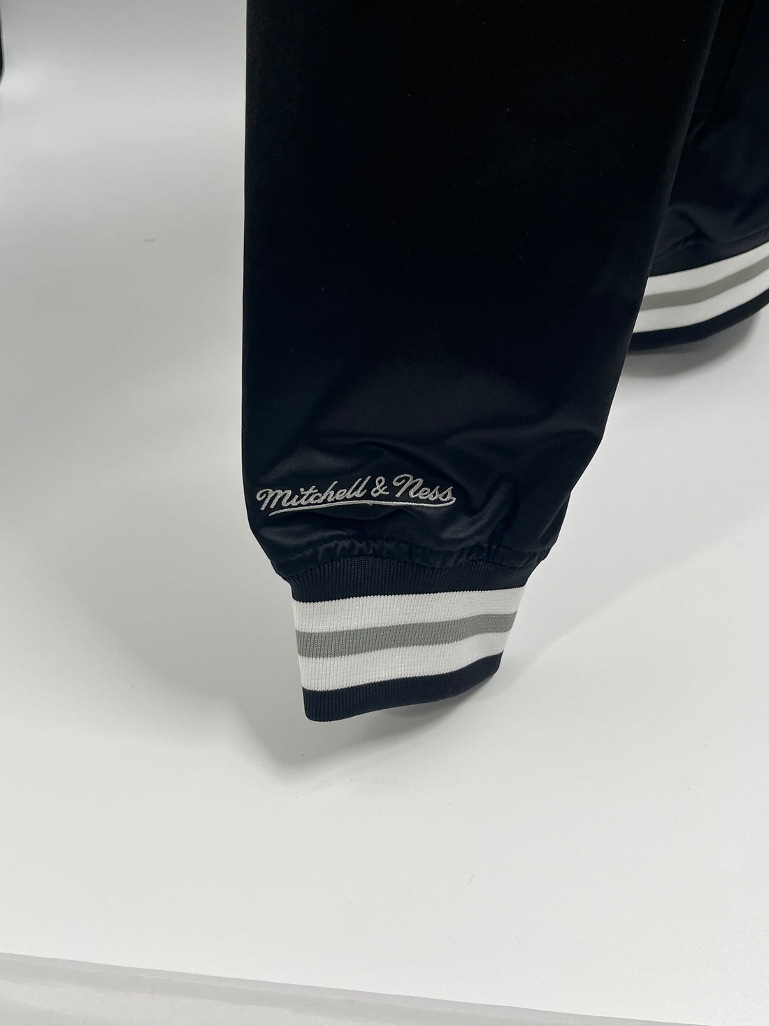 Frank Thomas, MLB Legends Collection Satin Jacket - Chicago White sox