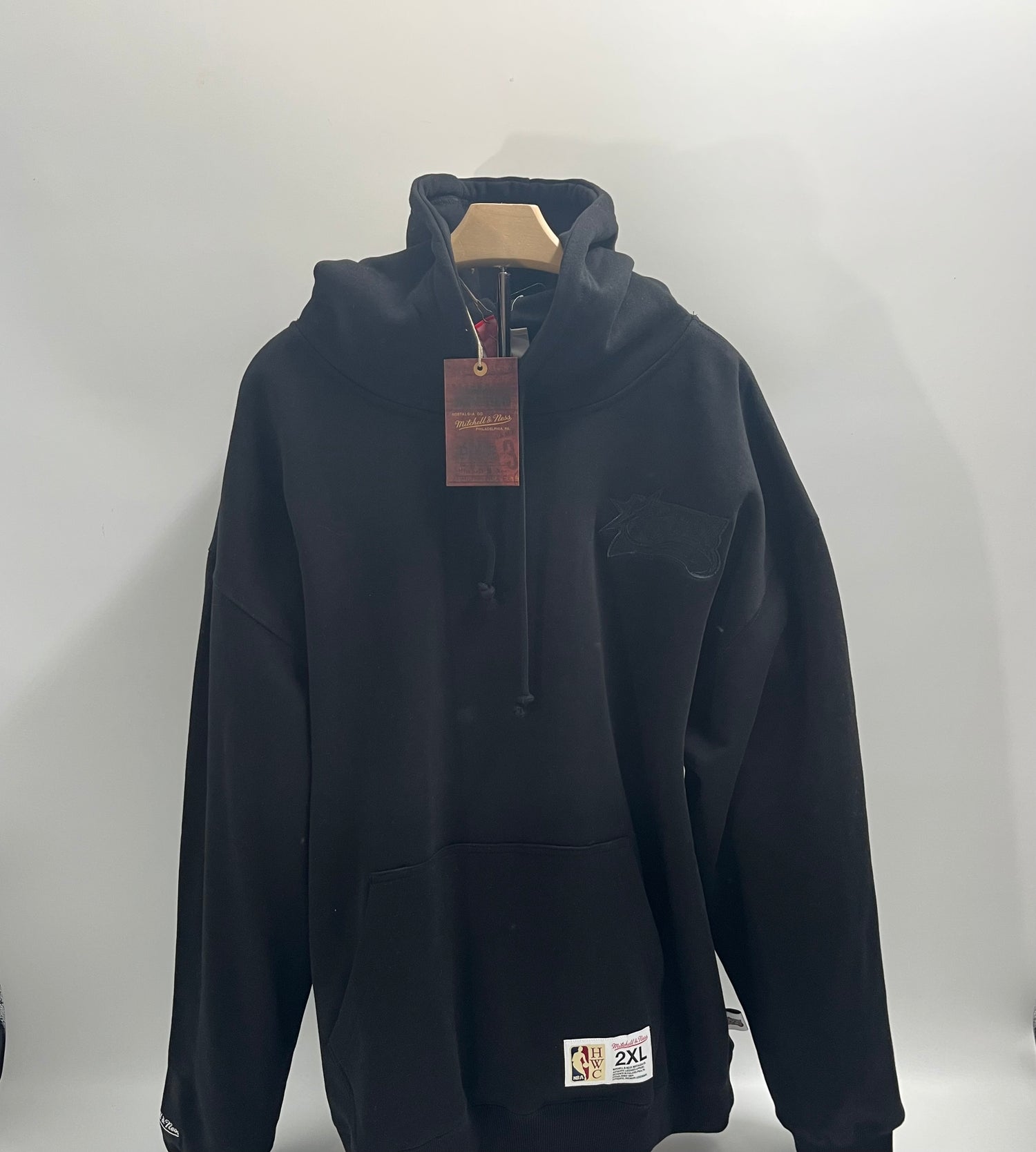 NBA Tonal Logo Heavyweight Fleece 76ers