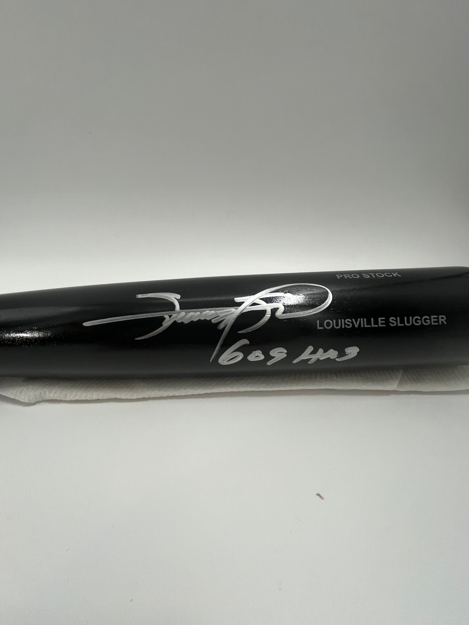 Sammy Sosa Signed Louisville Slugger Pro Stock Bat Inscr. &quot;609 HRs&quot; (Beckett)
