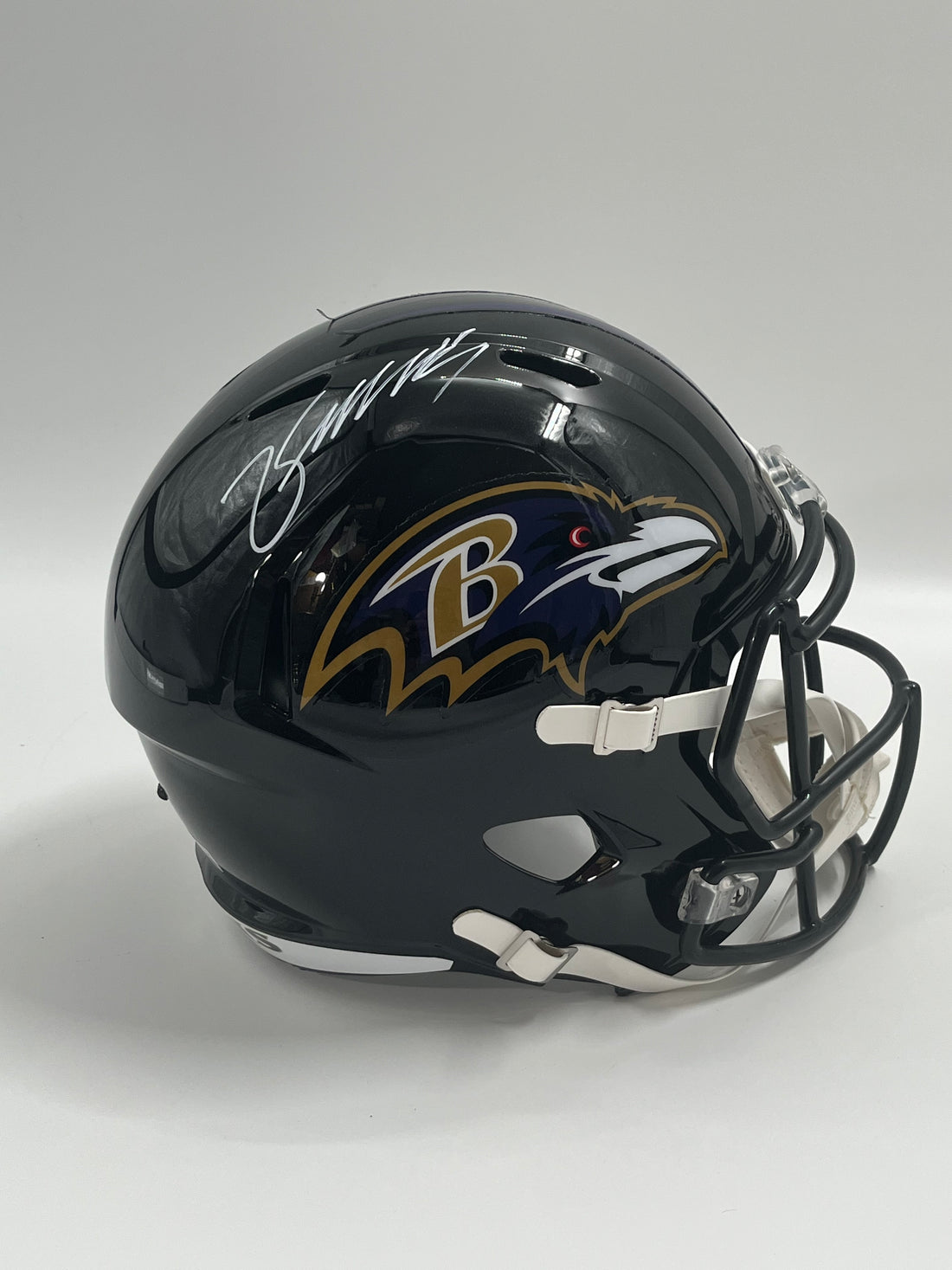 Zay Flowers Signed Ravens Full-Size Speed Helmet (Beckett)