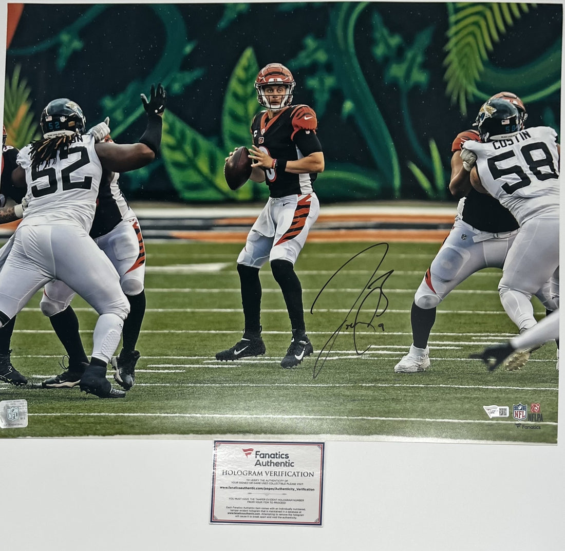 Joe Burrow Signed Bengals 16x20 Photo (Fanatics)