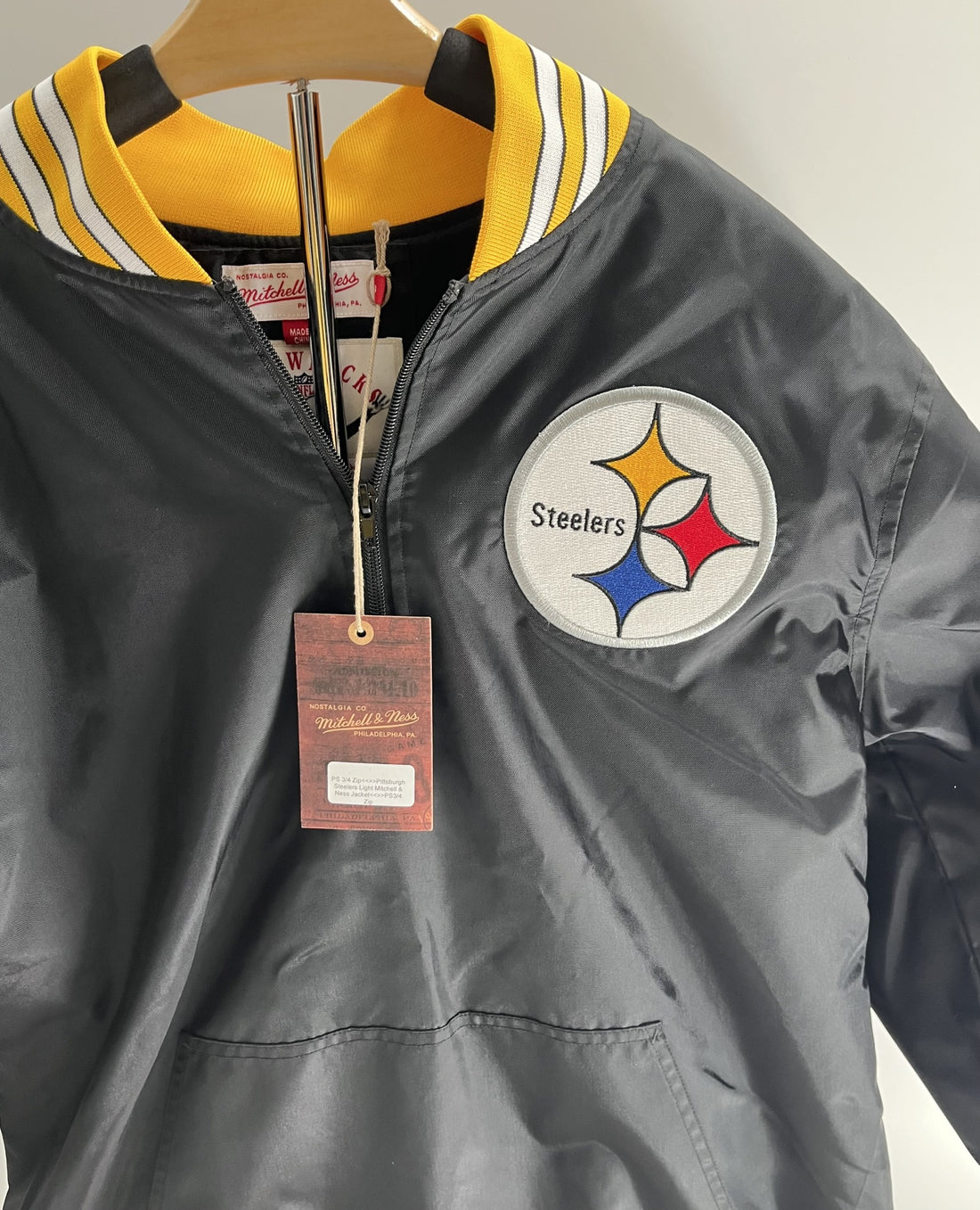 Pittsburgh Steelers Vintage Logo LT. WT. Windbreaker Jacket