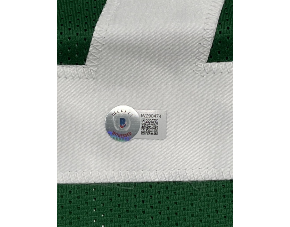 Brent Celek Signed Jersey (Beckett)