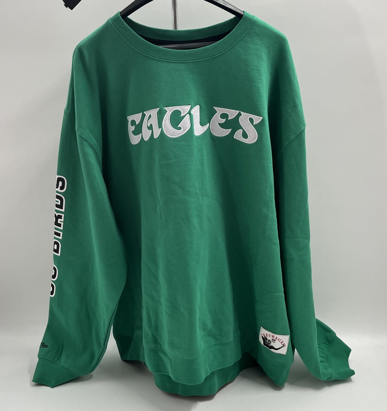 Mitchell &amp; Ness Mens Green Philadelphia Eagles There &amp; Back Fleece Cew