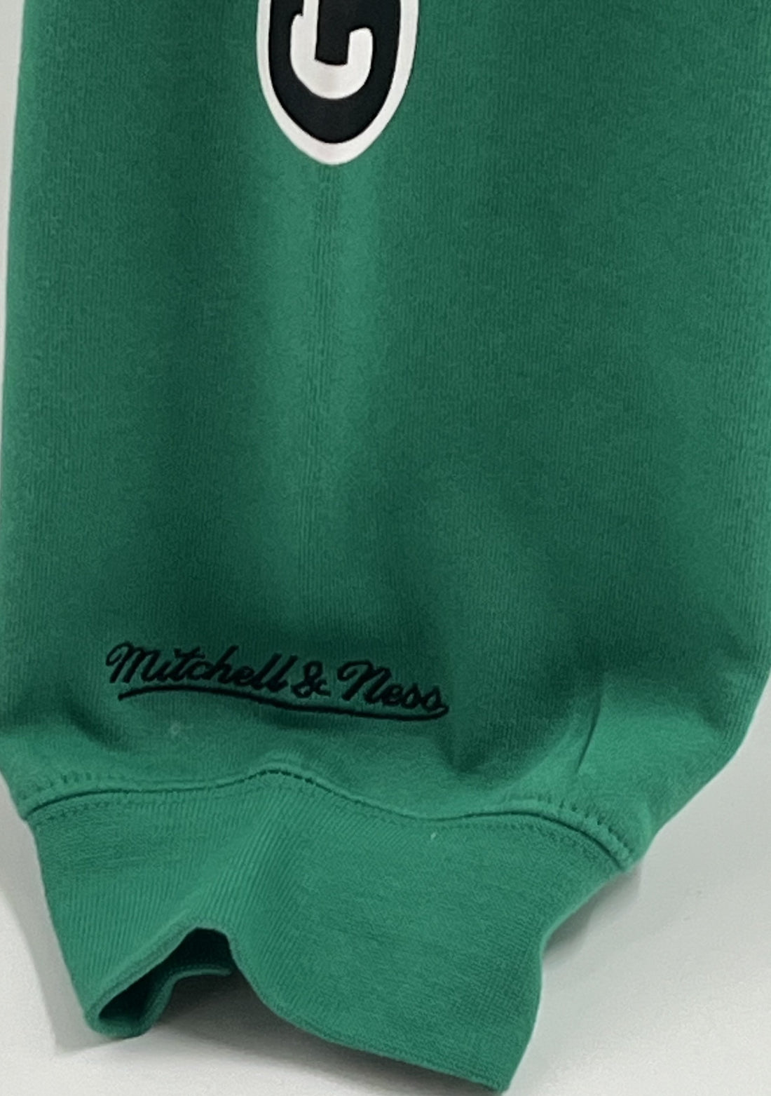 Mitchell &amp; Ness Mens Green Philadelphia Eagles There &amp; Back Fleece Cew