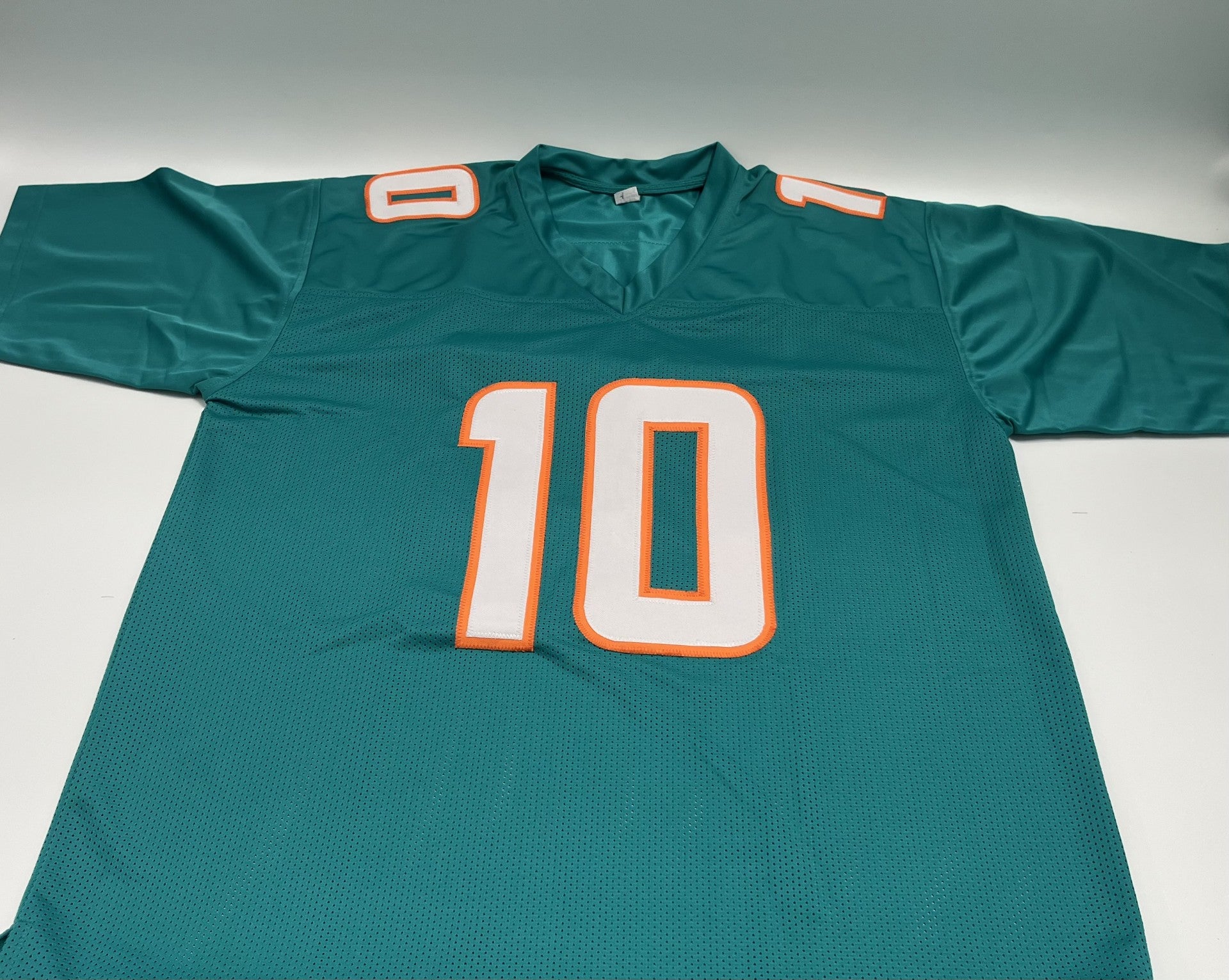 Tyreek Hill Signed Custom Jersey (Beckett)