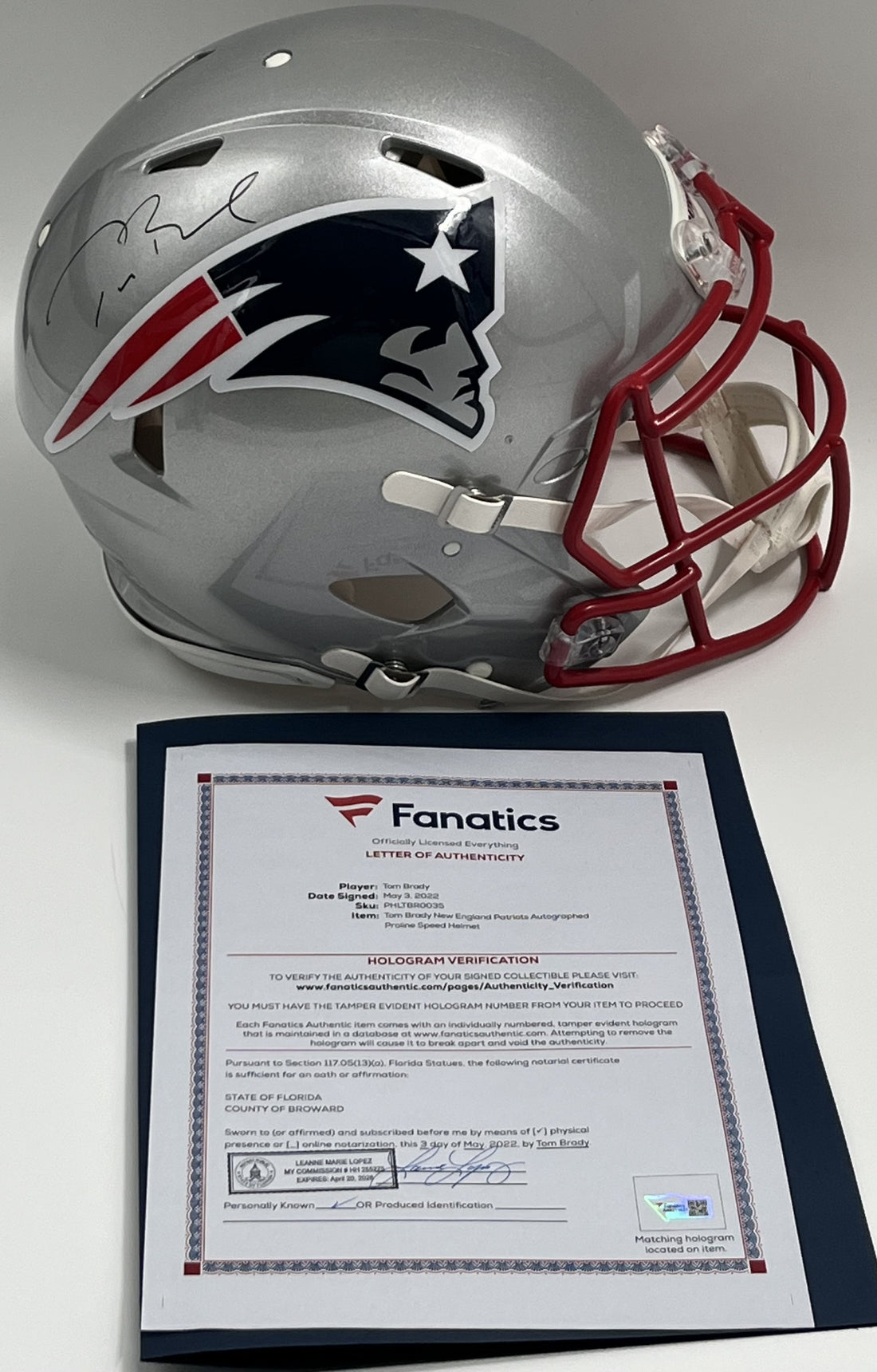 Tom Brady Signed Patriots Full-Size Authentic On-Field Speed Helmet (Fanatics &amp; GOAT)