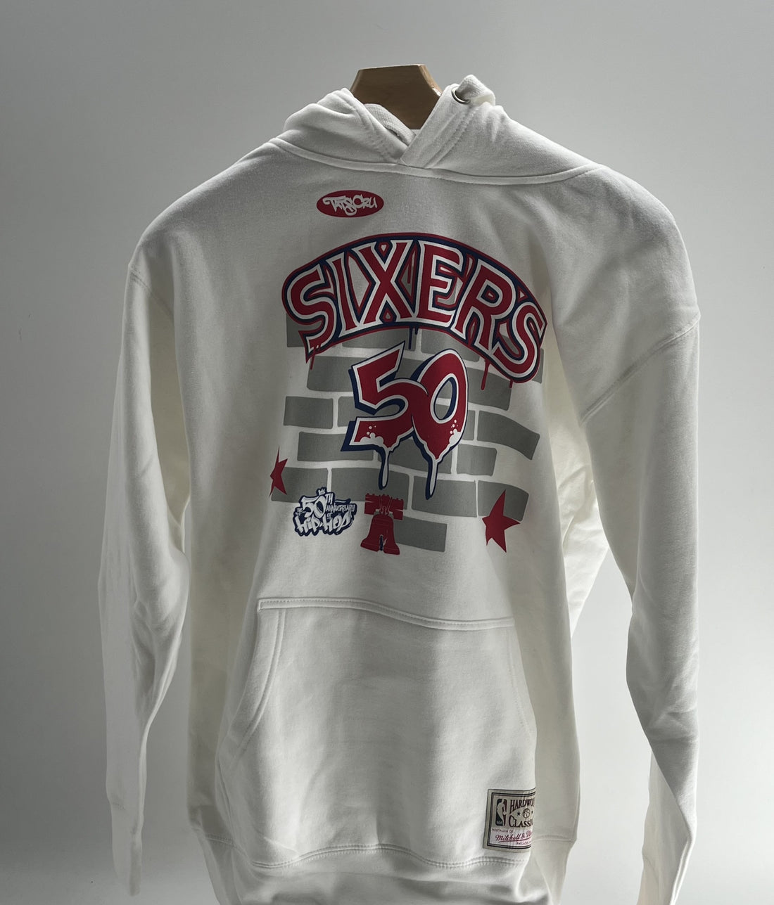 76ers White Retro Mitchell &amp; Ness Hoodie