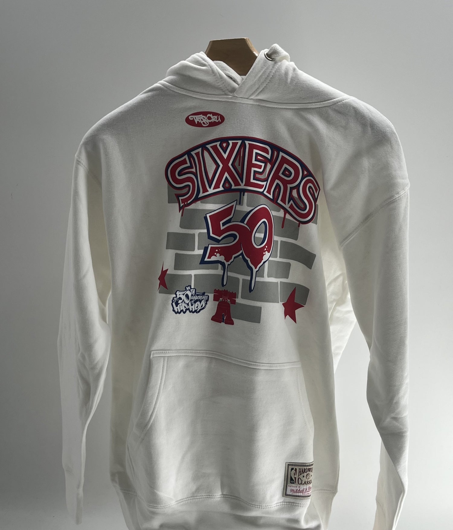 76ers White Retro Mitchell &amp; Ness Hoodie