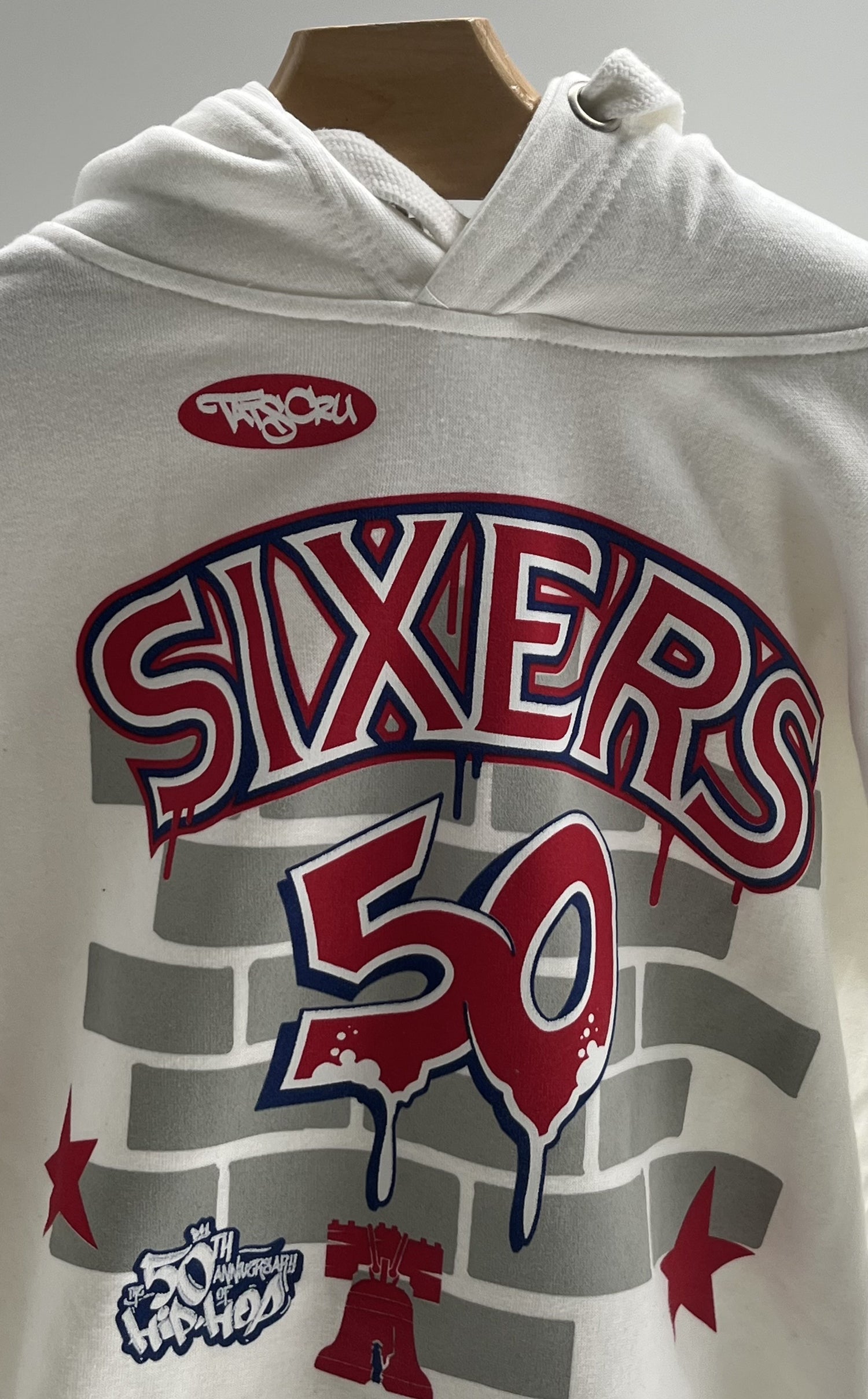 76ers White Retro Mitchell &amp; Ness Hoodie