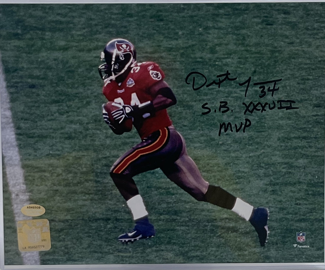 Dexter Jackson Autographed &amp; Inscribed Photo - 8x10 (Schwartz)