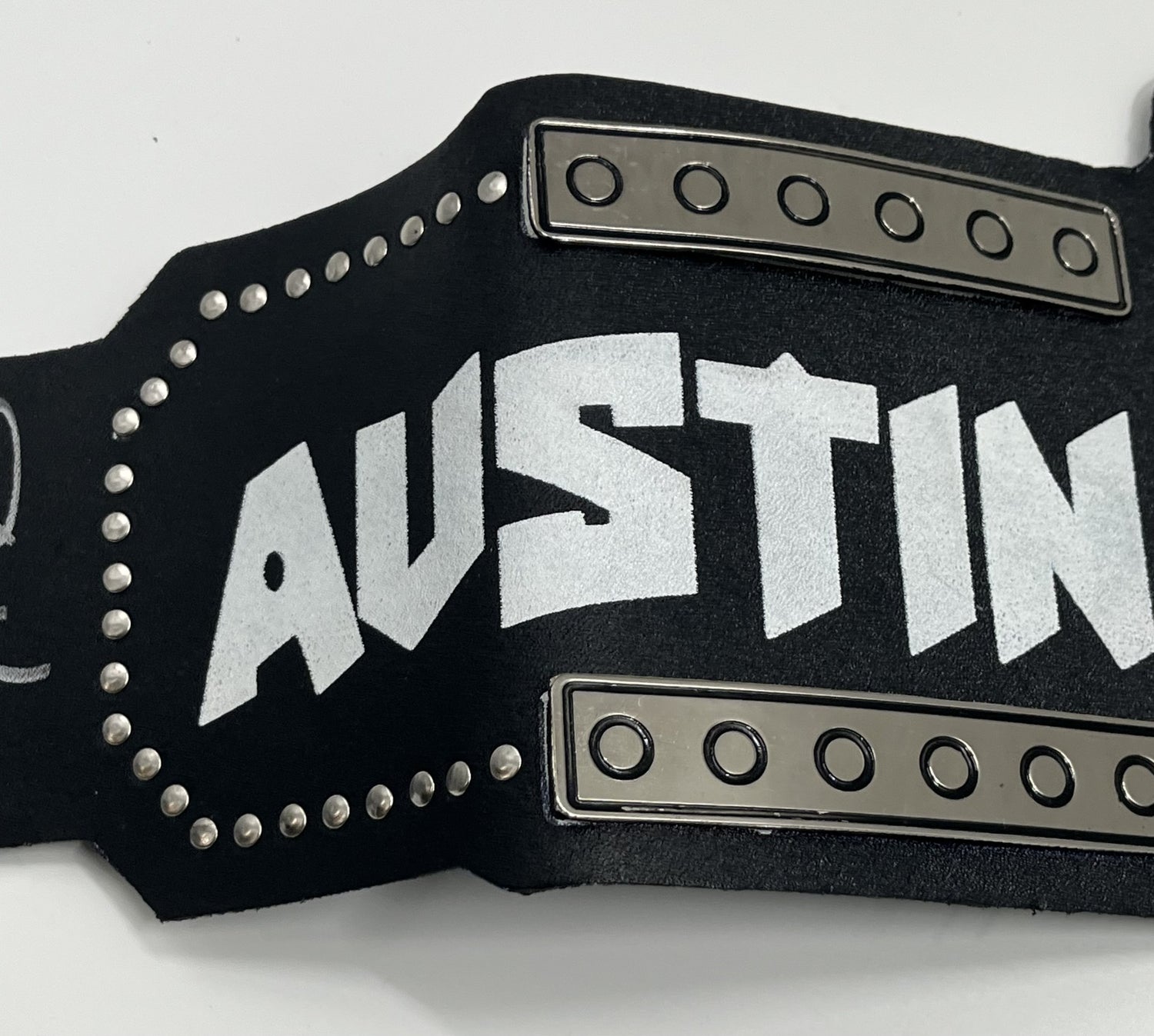 &quot;Stone Cold&quot; Steve Austin Signed Full-Size 3:16 Stone Cold Wrestling Belt (Beckett)